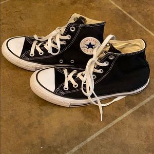 Black high top converse